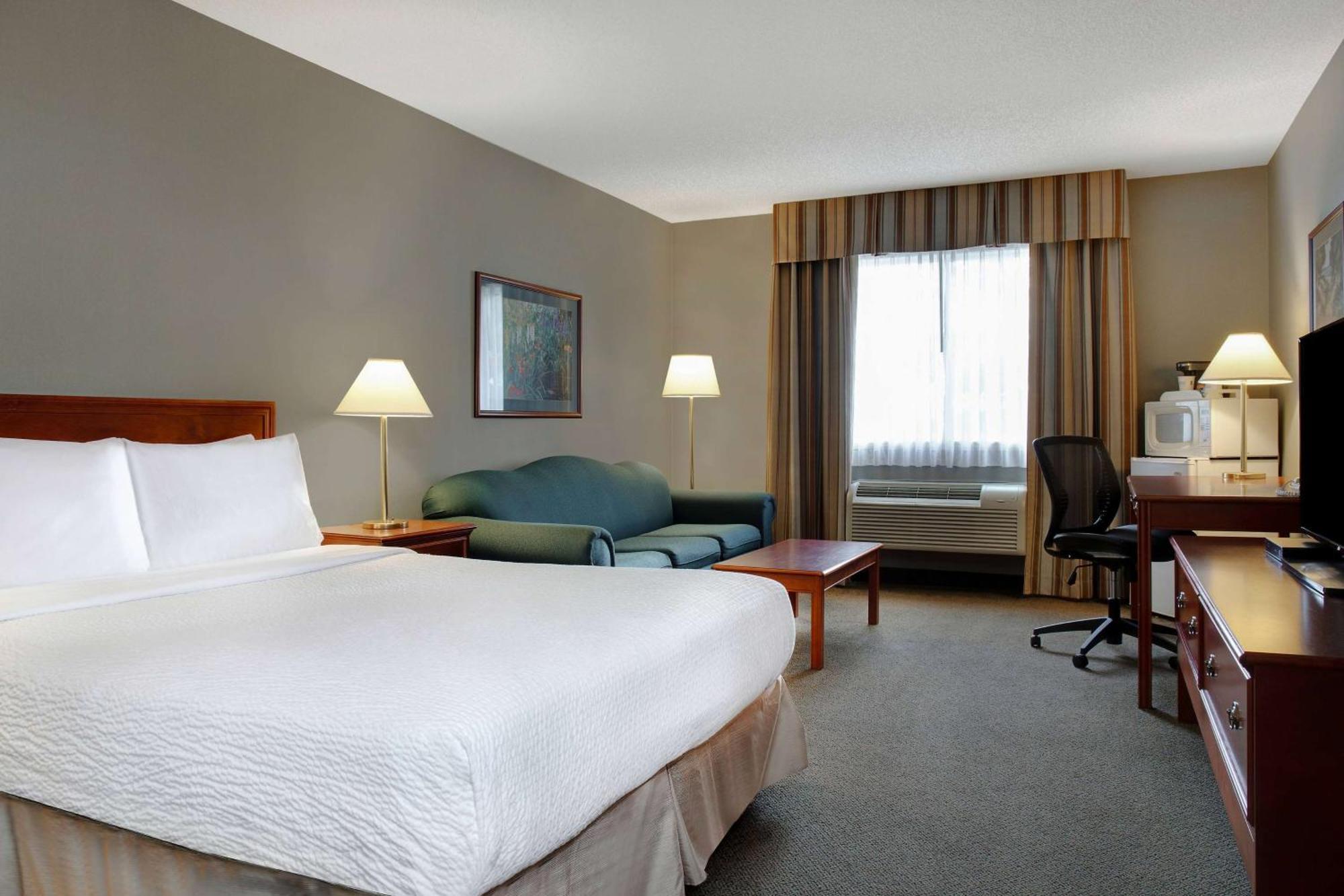 Days Inn By Wyndham Whitecourt Kültér fotó